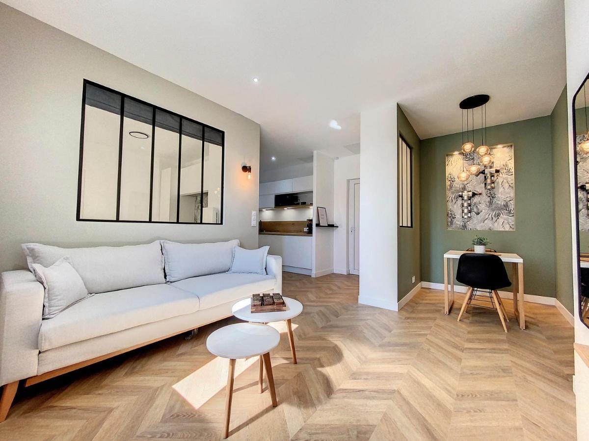 Appartchic - Appartement Standing - Plein Centre & Parking Prive Creon Luaran gambar