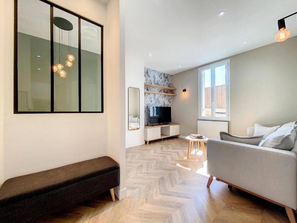 Appartchic - Appartement Standing - Plein Centre & Parking Prive Creon Luaran gambar